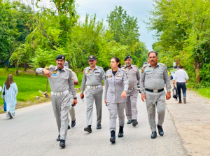 CTO Kainat reviews traffic arrangements along main Chehlum procession route in G-6