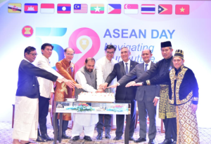 Pakistan seeks full dialogue Partnership with ASEAN, Aurangzeb Khichi says