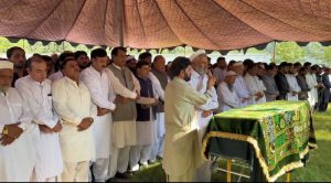 Amir Muqam attends funeral prayer of Barrister Gohar’s mother in Buner