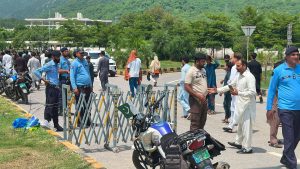 SSP Operations inspects Faisal Mosque, G-6 Imambargah security, orders heightened vigilance