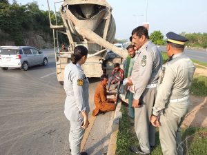 CTO Kainat moves against ‘self-made’ U-turns, orders illegal openings shut across Islamabad