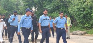 SSP Qazi takes Friday security to field, reviews Mosques, Imambargahs, arrangements