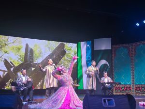 Pakistan-Uzbekistan friendship celebrated through music, culture