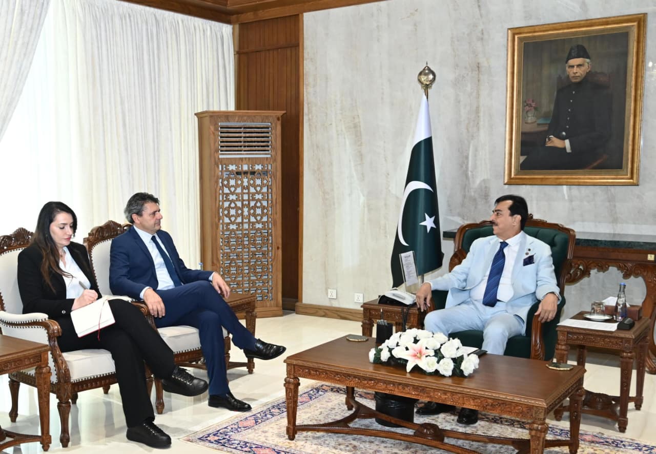 Gilani calls for enhanced Pakistan-Italy cooperation in trade, investment