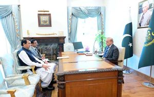 Federal Minister for Kashmir Affairs and Gilgit Baltistan calls on Prime Minister Muhammad Shehbaz Sharif.