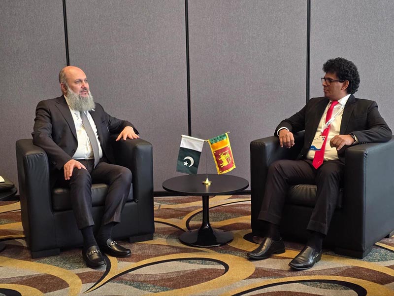 Federal Minister for Commerce Jam Kamal Khan meets Sri Lanka's Minister for Trade, Commerce, Food Security and Development, Mr. Wasantha Samarasinghe, to discuss trade, connectivity, food security and technological cooperation