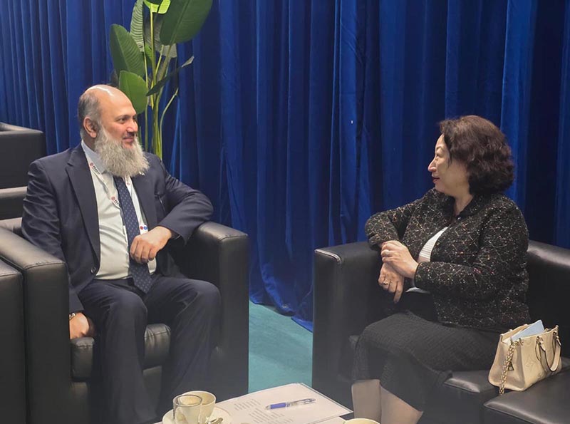 Federal Minister for Commerce Jam Kamal Khan meets Ms. Teresa Chan, Secretary General of the International Organization for Mediation (loMed), to discuss Pakistan's role in the organization and the peaceful resolution of disputes