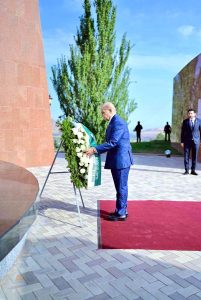 Prime Minister Muhammad Shehbaz Sharif lays down a floral wreath at the Ata Beyit Memorial in Bishkek.