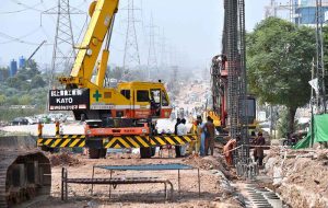 Heavy machinery and construction crews are working on the rehabilitation, expansion and dualization of the eastern service road along the Islamabad Expressway as part of a Capital Development Authority (CDA) project to upgrade the 9-kilometre stretch from Faizabad Interchange to Gulberg Greens into a six-lane carriageway.