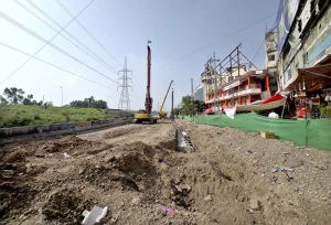 Heavy machinery and construction crews are working on the rehabilitation, expansion and dualization of the eastern service road along the Islamabad Expressway as part of a Capital Development Authority (CDA) project to upgrade the 9-kilometre stretch from Faizabad Interchange to Gulberg Greens into a six-lane carriageway.