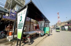 A view of handcarts and rickshaw parked at bus stop shed at Sadiqabad needs the attention of concerned authorities.