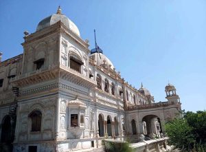 A view of the historic Sadiq Garh Palace in Dera Nawab, Bahawalpur, a magnificent landmark reflecting the region’s royal heritage and a blend of Islamic, South Asian and European architectural styles. Built during the reign of Nawab Sadiq Muhammad Khan IV in the late 19th century, the palace stands as a symbol of the rich history and cultural heritage of the Nawabs of Bahawalpur