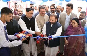 Federal Minister for National Heritage and Culture Aurangzeb Khan Khichi, Parliamentary Secretary for Social Welfare Wali Muhammad Noorzai and Pakistan Poverty Alleviation Fund (PPAF) CEO Nadir Gul Barech jointly cut the ribbon to inaugurate Balochistan’s first Centre of Excellence – Deaf Reach Centre in Quetta.