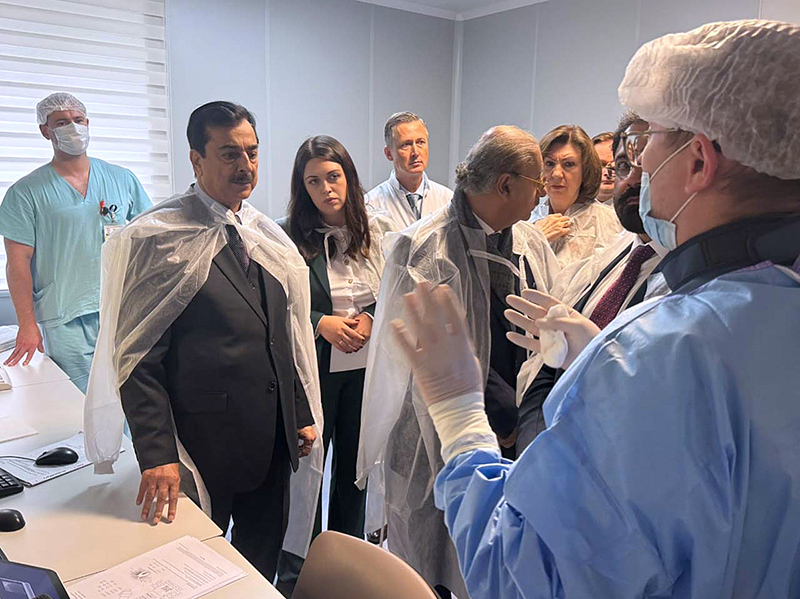 Parliamentary delegation led by Chairman Senate, Syed Yousuf Raza Gilani along with Chairwoman of the Council of the Republic of Belarus Natalya Kochanova, visiting the state institution "Minsk Scientific and Practical Center for Surgery, Transplantology and Hematology"
