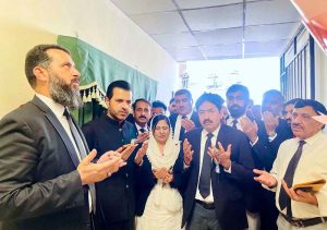 Parliamentary Secretary for Information & Broadcasting, Barrister Danyal Chaudhry inaugurates the newly constructed Chaudhry Zamurd Hussain Block at Rawalpindi Kachehri alongside Rawalpindi Bar Association President Tariq Mehmood Sajid Awan, and other office-bearers.