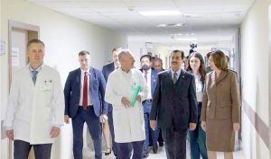 Parliamentary delegation led by Chairman Senate, Syed Yousuf Raza Gilani along with Chairwoman of the Council of the Republic of Belarus Natalya Kochanova, visiting the state institution "Minsk Scientific and Practical Center for Surgery, Transplantology and Hematology"