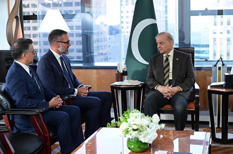 Prime Minister Muhammad Shehbaz Sharif meets H.H. Prince Rahim Aga Khan-V