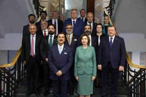 Chairman Senate of Pakistan Syed Yousaf Raza Gilani shaking hands with Natalya Kochanova, Chairman of the Council of the Republic of Belarus, in Belarus.