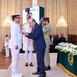 President Asif Ali Zardari conferring Nishan-i-Imtiaz (Military) upon Admiral Dr. Muhammad Ali, Chief of the Indonesian Navy, at Aiwan-e-Sadr