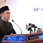 Malaysian High Commissioner Dato’ Mohammad Azhar Mazlan, addresses to guests attending the 69th National Day of Malaysia ceremony at a local hotel
