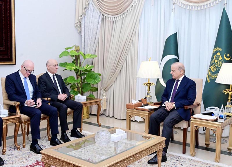 A Lebanese delegation led by Minister of Interior and Municipalities of Lebanon H.E. Mr. Ahmad Al-Hajjar called on Prime Minister Muhammad Shehbaz Sharif