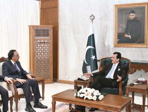 Acting President Syed Yousuf Raza Gilani meeting former Federal Minister Syed Jalil Abbas Jilani at Aiwan-e-Sadr.