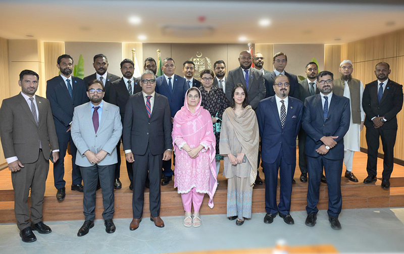 A parliamentary delegation from Maldives People’s Majlis call on Federal Minister for IT and Telecommunication Ms. Shaza Fatima Khawaja