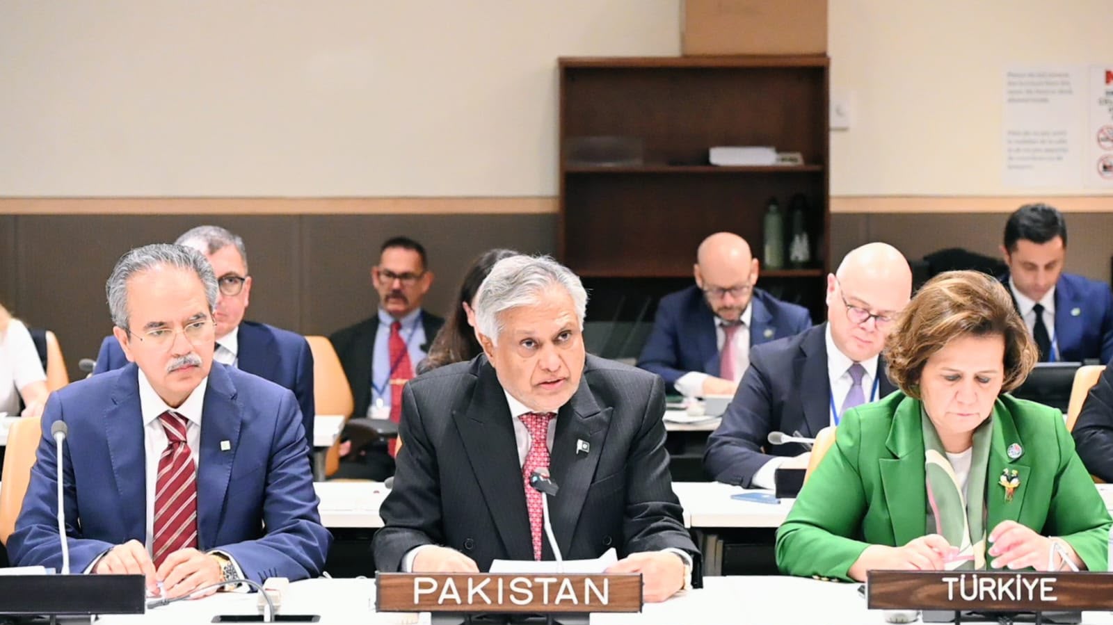 DPM urges OIC members to maintain unified position on Kashmir at UN, other int'l fora