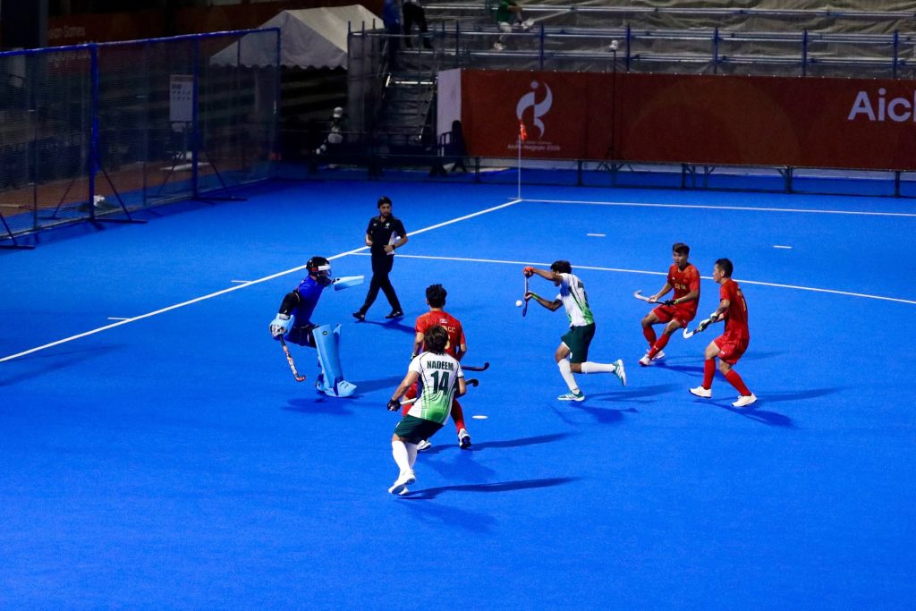 Pakistan outclass China 3-0 in Pool B hockey clash
