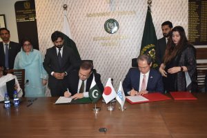 Japan-Pakistan sign grant agreement