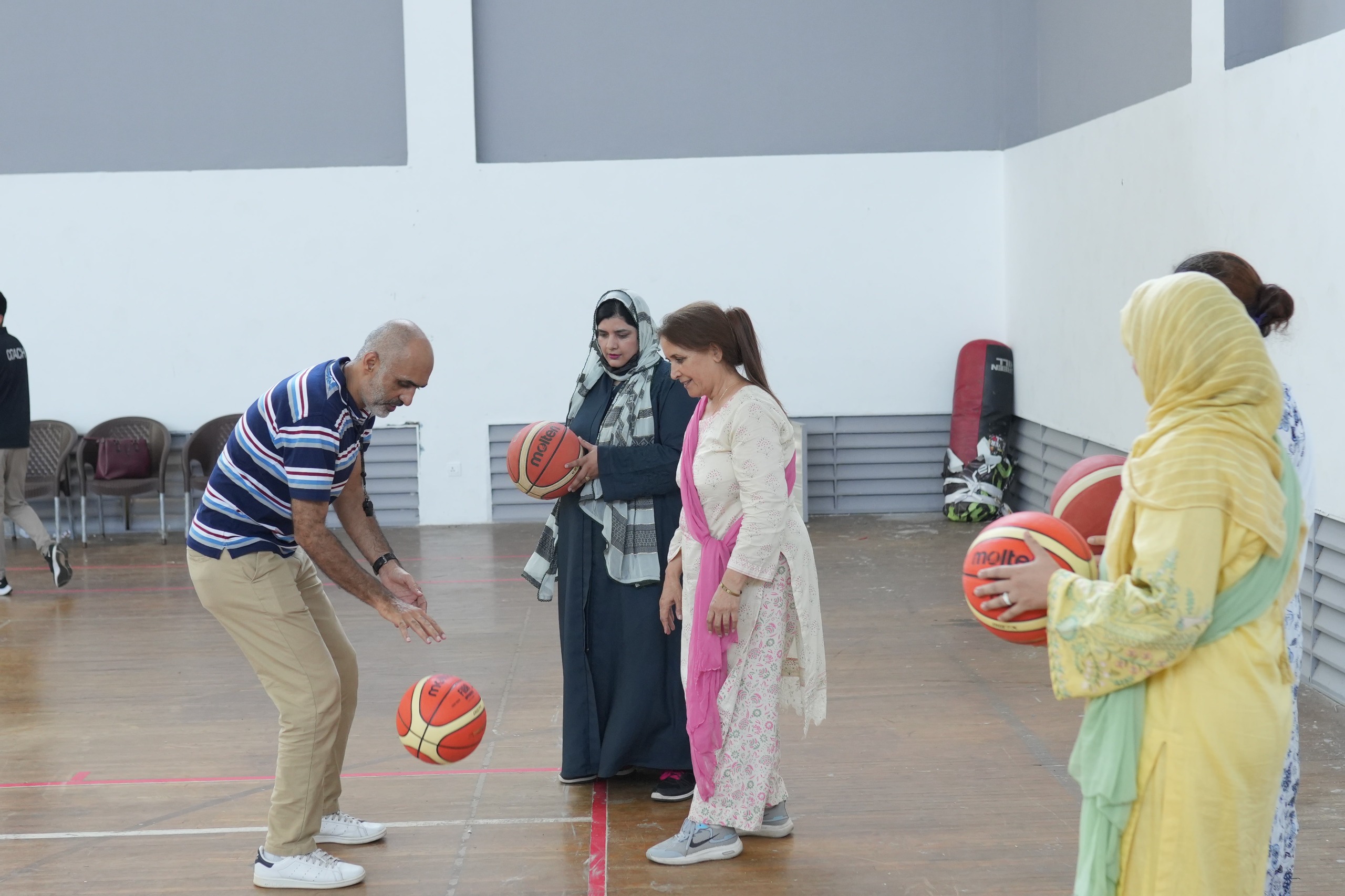 IPC, PSB, FBBA join hands to promote school basketball