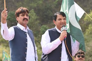 Amir Muqam addresses ‘Jeeve Pakistan’ rally in Muzaffarabad