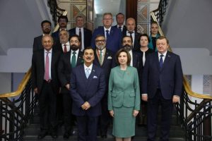 Gilani calls for expansion of Pakistan-Belarus cooperation, signs parliamentary MoU