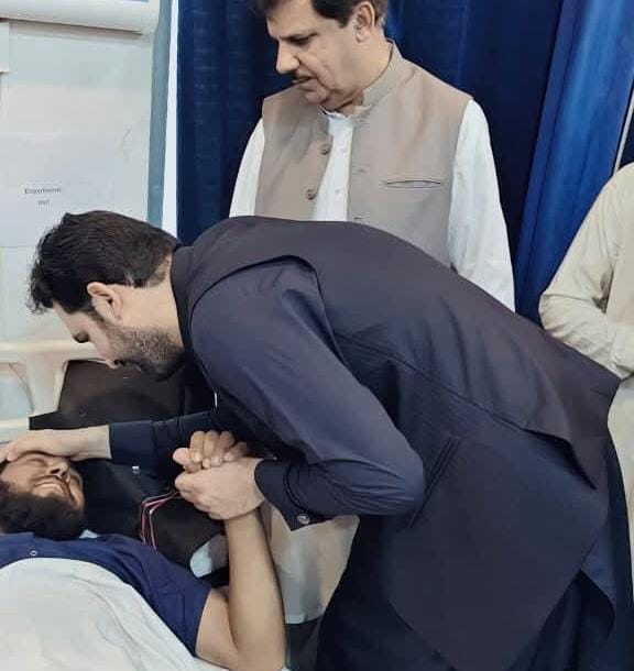 KP Chief Minister Visits Blast-Injured Patients at Dera Ismail Khan Hospital