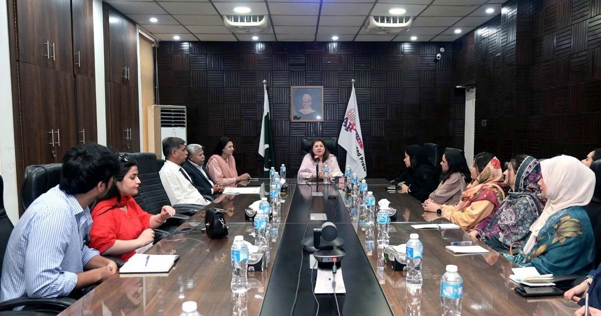 Information group probationers of 43rd STP briefed over APP’s news operations