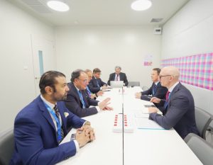 Aurangzeb discusses Pakistan’s economic performance, credit outlook with Fitch
