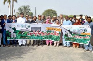 Farmers and officials of the Central Cotton Research Institute (CCRI) participate in a rally to mark World Cotton Day at CCRI. World Cotton Day is an annual international observance highlighting cotton’s economic, social, and cultural importance. It was first launched on 7 October 2019 at the World Trade Organization headquarters in Geneva.