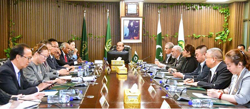 Federal Secretary for Inter-Provincial Coordination (IPC) Mohayudin Ahmad Wani presides over a meeting with a high-level Chinese delegation from the Pak-China Business Forum at the Ministry of Inter-Provincial Coordination