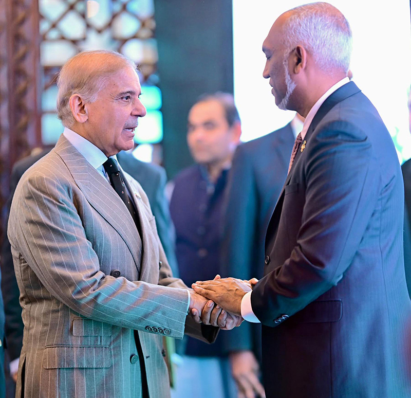 President of the Maldives Dr. Muhammad Muizzu and Prime Minister Muhammad Shehbaz Sharif interact during the Maldives-Pakistan Business Forum