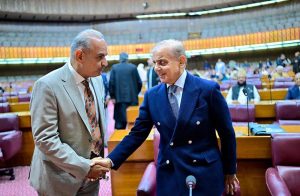 Prime Minister Muhammad Shehbaz Sharif meets parliamentarians in a session of the National Assembly