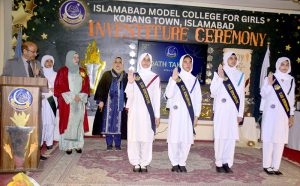 Director Colleges Prof Ihsan Ul Haq administer oath from newly elected office bearers of Students Council held at IMCG Korang Town