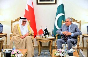Deputy Prime Minister/Foreign Minister Senator Mohammad Ishaq Dar meets Minister of Foreign Affairs of the Kingdom of Bahrain H. E. Dr. Abdullatif Bin Rashid Al-Zayani at the Ministry of Foreign Affairs.