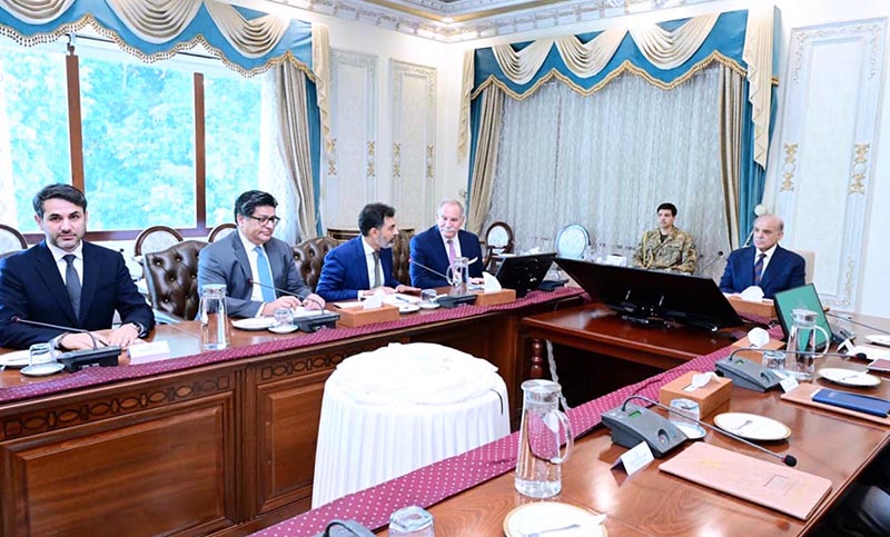Prime Minister Muhammad Shehbaz Sharif meets with Peter Briggs, the Managing Director, North American Operations of Alvarez & Marsal (A&M)