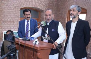 Punjab Minister for Labour and Manpower Muhammad Mansha Ullah Butt and MPA Chaudhry Faisal Ikram inaugurate a day-care center at Government Murray College.