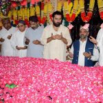 MNA Zain Qureshi and others offer Fateha at the shrine of Hazrat Shah Rukn-e-Alam during the annual 713th Urs celebrations