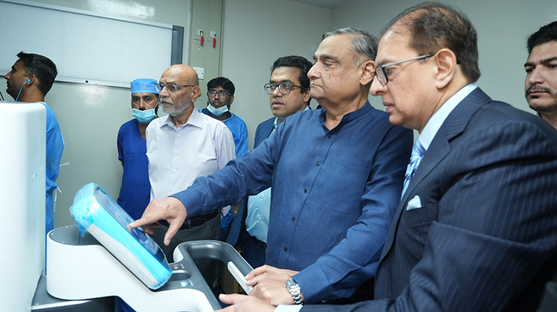 Chairman, Dr. Ziauddin Hospital, Dr. Asim Hussain, launches the Robotic Surgery Program at Dr. Ziauddin Hospital