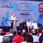 President Karachi Arts Council, Muhammad Ahmed Shah shares his life story and personal experiences at the event “Hum Pay Jo Guzri”, organized by the Literary Committee of Karachi Press Club