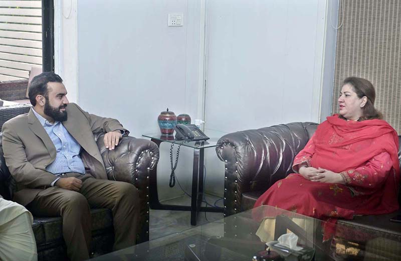 Executive Director Higher Education Commission, Pro Dr Zia Ul Haq in a meeting with Acting MD, Associated Press of Pakistan(APP), Sabeen Usman Khattak during his visit to APP Headquarters