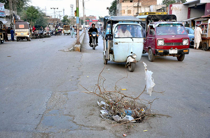 A view of open main hole at Makki Shah Road may cause any mishap and needs the attention of concerned authorities