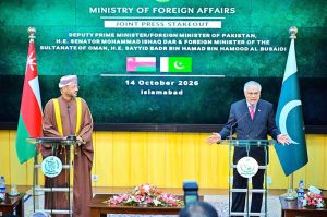 Deputy Prime Minister/Foreign Minister Senator Mohammad Ishaq Dar and the Foreign Minister of Oman, Sayyid Badr bin Hamad bin Hamood Albusaidi, in a Joint Press Stakeout at the Ministry of Foreign Affairs